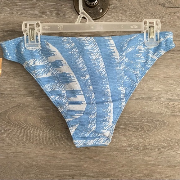 Seea Jonie Bikini bottom size Large - Picture 2 of 5